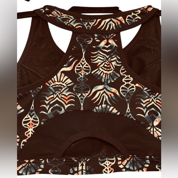 Livi Active Low Impact No Wire Sports Bra - Picture 3 of 6